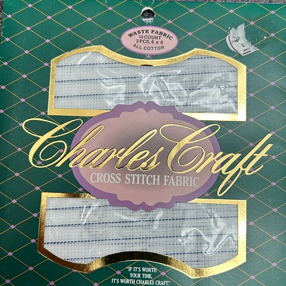 Embroidery Floss Lot with Cross Stitch Fabric - Picture 8 of 13